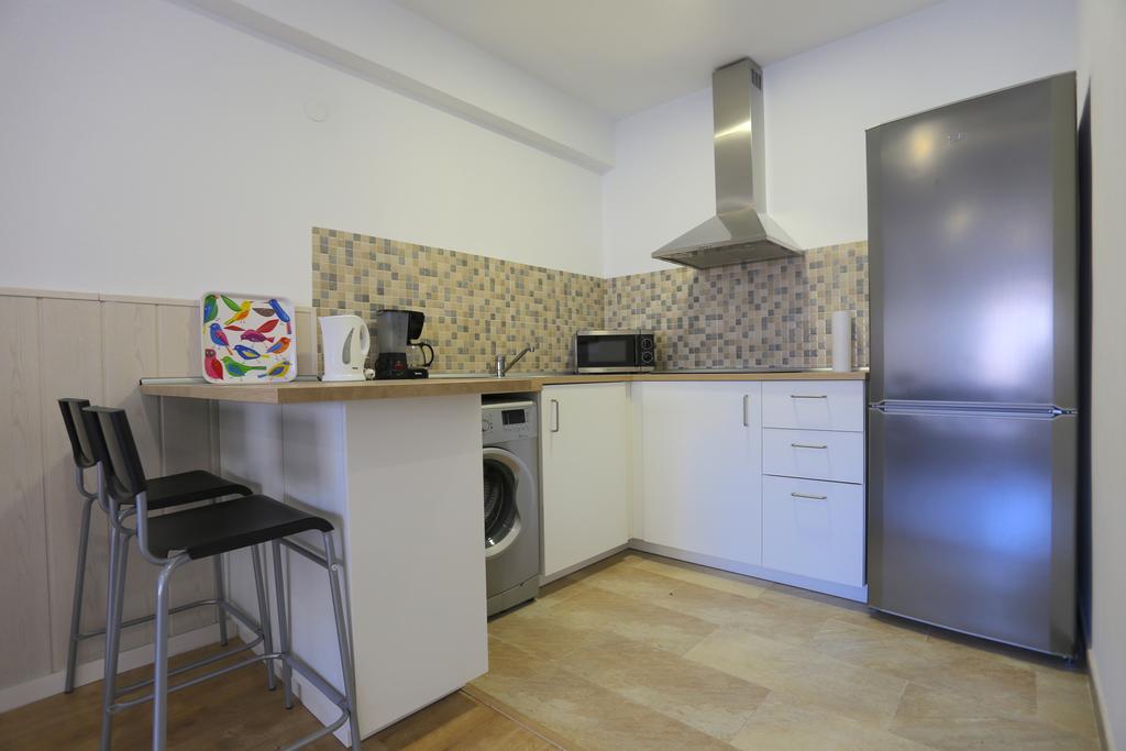 Larios Centro Las Flores Apartment Малага Екстериор снимка